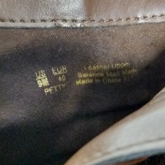 Sam Edelman Petty Chelsea Boot - Picture 8 of 9